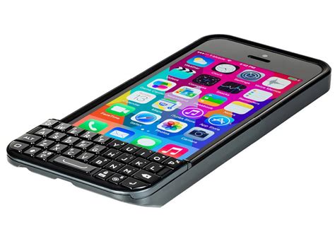 Typo 2 resurrects the iPhone keyboard case, looks a bit less like a ...