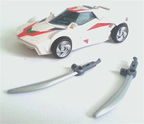 The man who stares at toys: Toy Review: Transformers Prime - Wheeljack