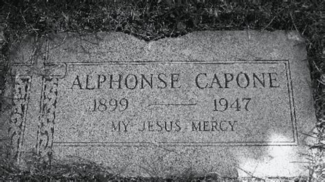 Where Is Al Capone's Grave? - Drivin' & Vibin'