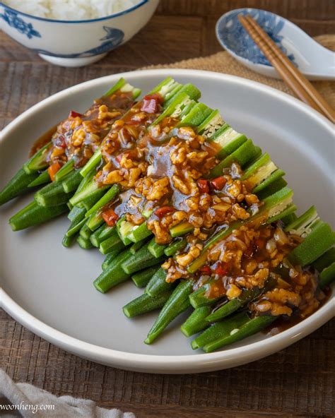 The 15-minute Easy Okra recipe you need now | Spicy - WoonHeng