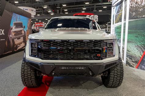 FORD RAPTOR R 4PLAY WHEELS SEMA 2023 4P83 22X10 35X12.5X22 TIRE PRO MOTORSPORTS - 4PLAY Wheels