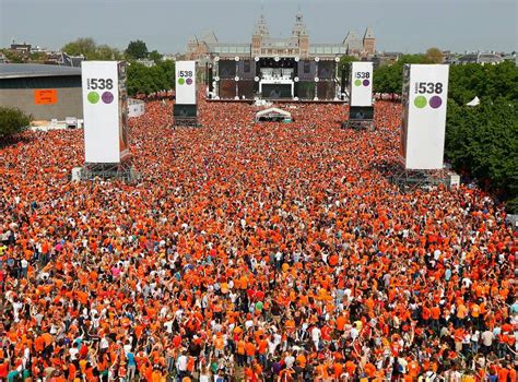 Amsterdam bans large-scale Queen's Day music events from city center | DutchAmsterdam.com