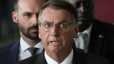 Brazilian President Jair Bolsonaro ends his Donald Trump act