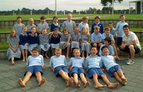 Barefoot Boy: Barefoot to School in New Zealand | Barefoot, School sports, New zealand