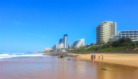 56 The Shades, Umhlanga Rocks, Durban Has Housekeeping Included and ...