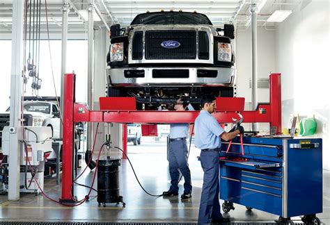 Ford Service & Repair in Waycross, GA | Robbie Roberson Ford Inc.