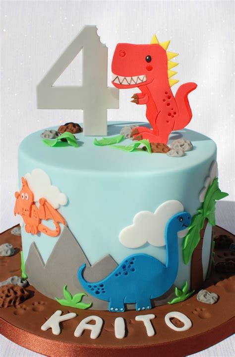 Dinosaur cake | Boy birthday cake, Dino birthday cake, Dinosaur ...