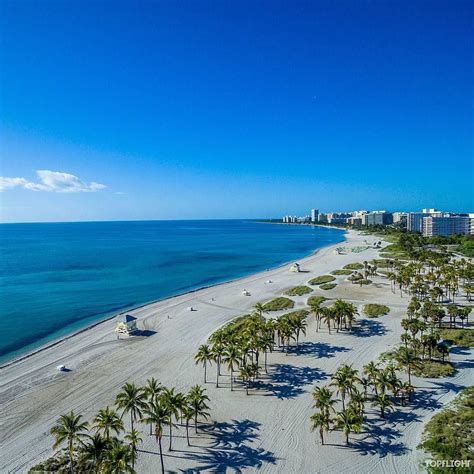 Miami ocean views by @topflight_photography #saturdayvibes #miami # ...