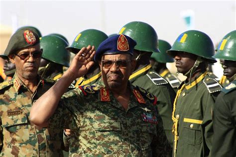 Sudan army reaffirms support for Bashir – Middle East Monitor