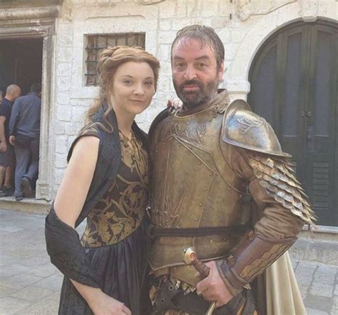 'Game Of Thrones' -- Behind The Scenes Photos | Game of thrones cast, Behind the scenes, Scene photo