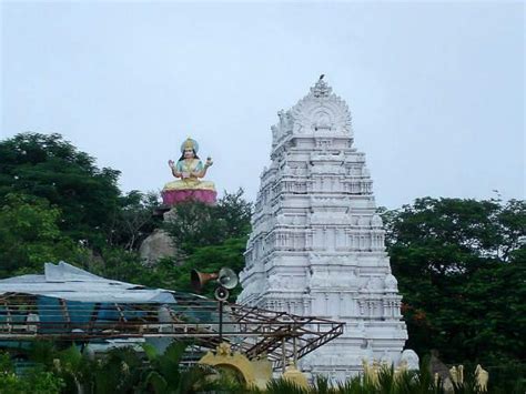 Unusual Temple For Goddess Saraswati - Nativeplanet