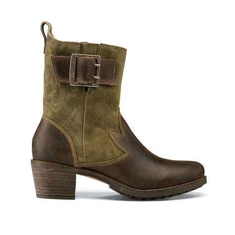 OluKai Women's Ka'iulani Boot - Moosejaw