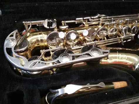 Yamaha Saxophone YAS-23, Hobbies & Toys, Music & Media, Musical Instruments on Carousell