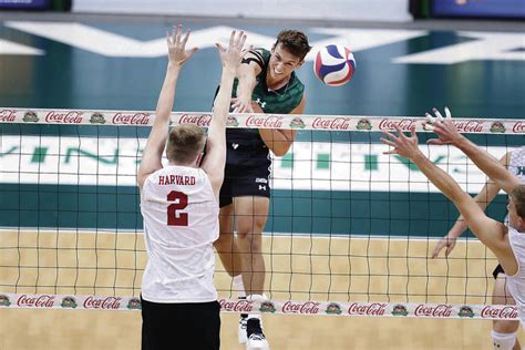 University of Hawaii men’s volleyball team sweeps King to close road ...