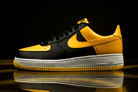 Nike air Force 1 Low Black and University Gold Sneaker | HYPEBEAST