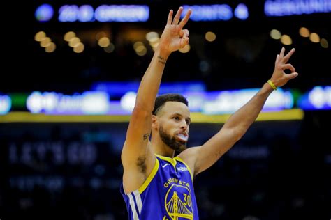 Warriors' Steph Curry Discusses Seth Curry's Reaction to Sixers Trade - Sports Illustrated ...