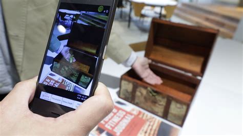 3D Camera On Your Phone? - Bloomberg