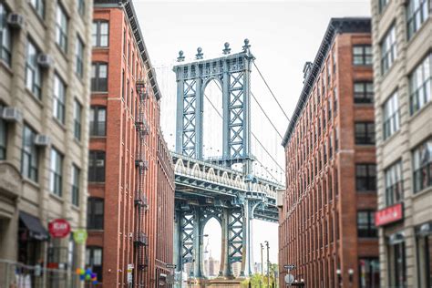 5 Areas Where to Stay in Brooklyn + Hotels with Free Parking