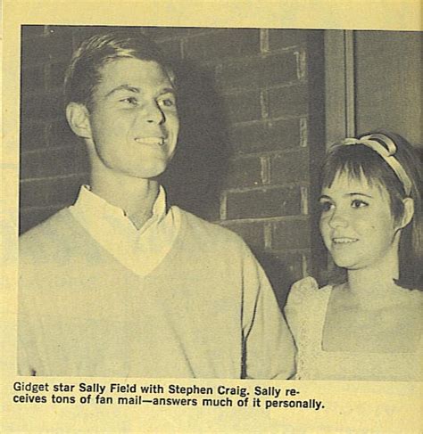 Sally Field and Stephen Craig - Sitcoms Online Photo Galleries