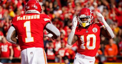 Injury Report: KC Chiefs Update on Isiah Pacheco, Kadarius Toney vs ...