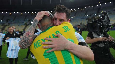 Leo Messi y su sentido abrazo con Neymar: el respeto entre dos amigos ...