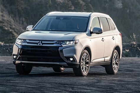 2019 Mitsubishi Outlander Review - Autotrader