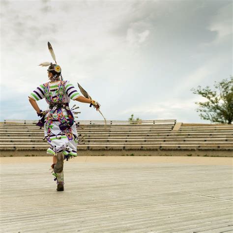 5 Unique Indigenous Tourism Experiences in Canada | Condé Nast Traveler ...