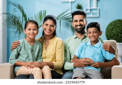 Categoría «Familia nuclear» de fotos de stock, 25,172 imágenes | Shutterstock