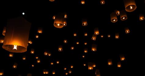 Sky Lanterns · Free Stock Photo