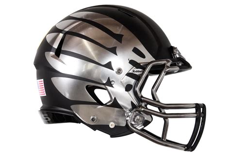 Oregon Ducks Eclipse Helmet | Football helmets, Cool football helmets ...