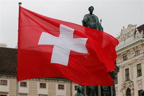 The Swiss flag is square – except when it isn’t - SWI swissinfo.ch