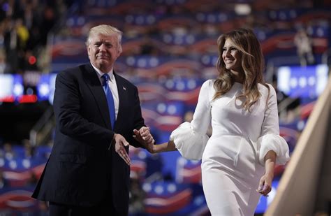 Trump spokeswoman defends Melania speech: 'English is not her native ...