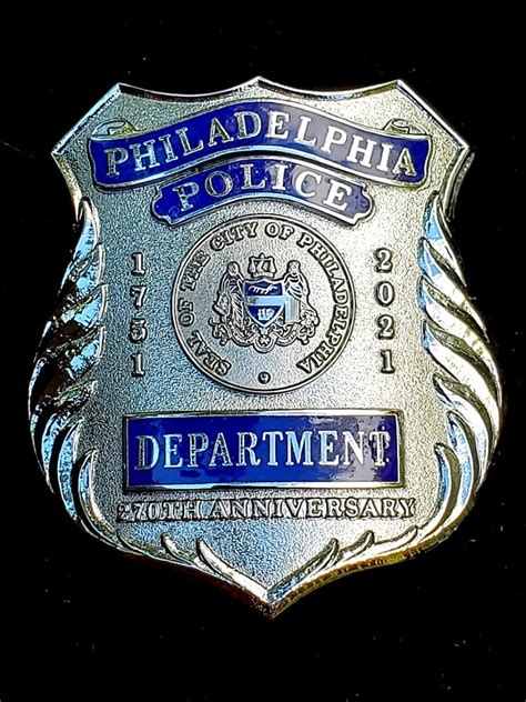 Collectors-Badges Auctions - Philadelphia Police Department 270'th Anniversary Breast Shield