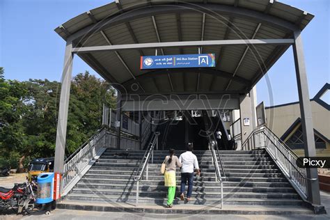 Image of MG Bus Station Metro Station Entrance From MGBS in Hyderabad-BO825214-Picxy