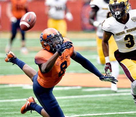 Syracuse football kept eye on the ball, won small battles (photographer's view) - newyorkupstate.com