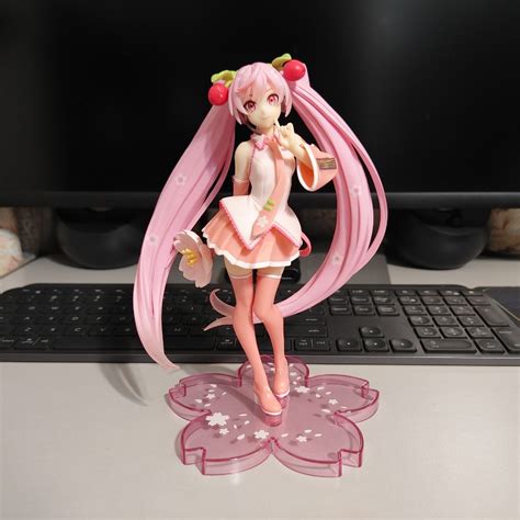 Hatsune Miku Sakura 2021 Ver. Figure (Taito), Hobbies & Toys, Toys ...