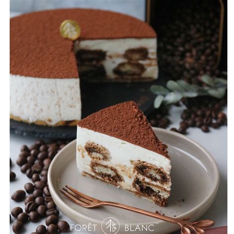 tiramisu cake | Artisan Cakes | French Cakes & Pastry | Designer Cakes ...