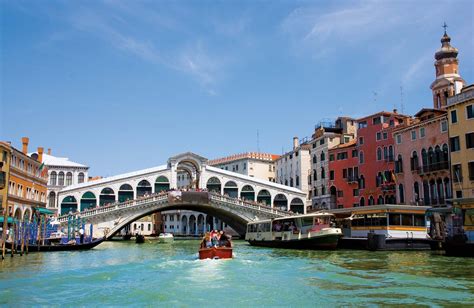 Rialto Bridge | Venice, Location, Dimensions, History, & Facts | Britannica