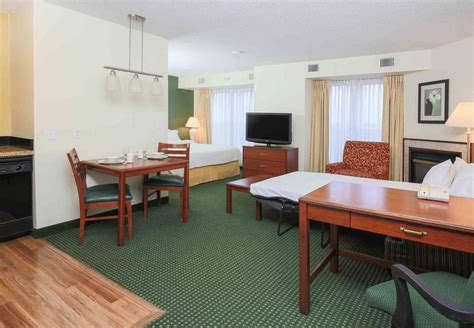 Deptford Hotel Coupons for Deptford, New Jersey - FreeHotelCoupons.com