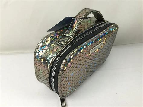 Metallic Beauty Protable Zip Cosmetic Bag Fashion Modella Cosmetic Bag Travelling Cosmetic - Buy ...