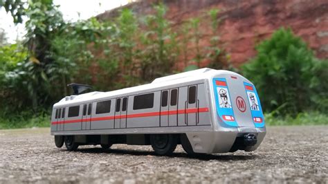 Centy Toys Delhi Metro Train Passenger Toy Review - YouTube