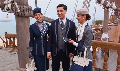 Kuwait Airways reveal new uniforms for flight crew