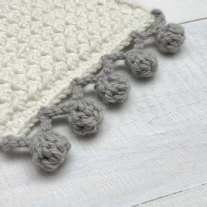 Crochet Pom Pom Border: Fun Crochet Edges - KnitcroAddict