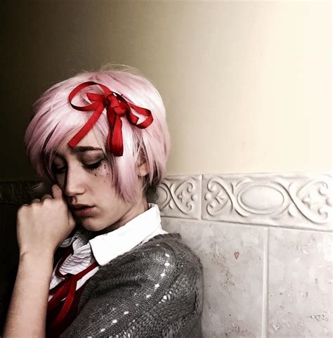 Sayori Cosplay :) : r/DDLC