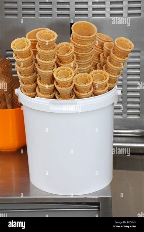 Ice cream cones Stock Photo - Alamy