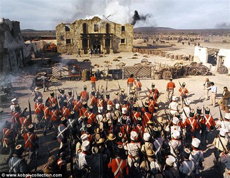 Alamo : Davy Crockett's defiant stand at the Alamo 'lasted just 20 ...