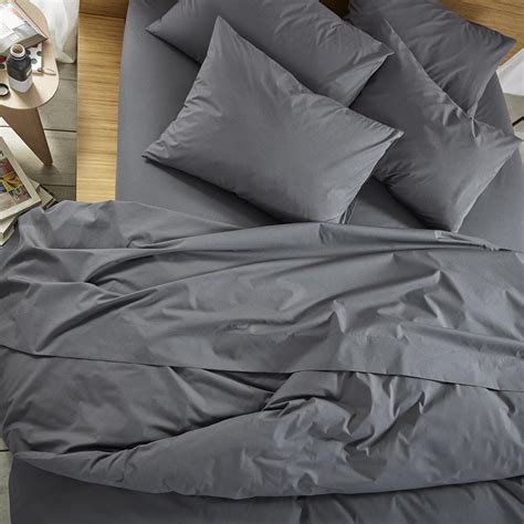 Brooklinen Luxe Sateen 4-Piece Core Sheet Set - Graphite in 2021 ...