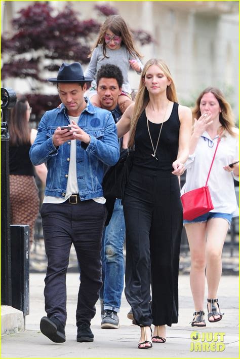 Jude Law & Girlfriend Phillipa Coan Take a Casual London Stroll: Photo ...