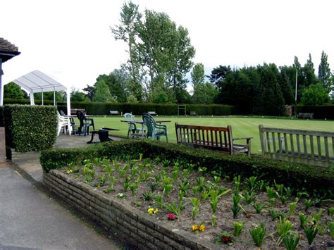 Old Coulsdon Bowling Club © Dr Neil Clifton cc-by-sa/2.0 :: Geograph ...