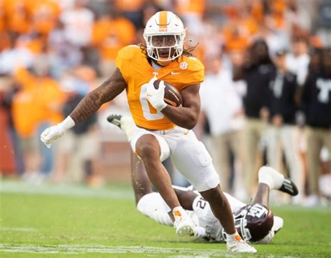 Jaylen Wright: Tennessee's Leading Rusher with an Intense Mindset and Studious Approach - BVM Sports